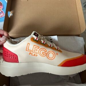 Adidas LEGO Racer TR K Ecru Tint/Bahia Orange/Red (GW1992) Sz 6.5Y / Woman’s 8